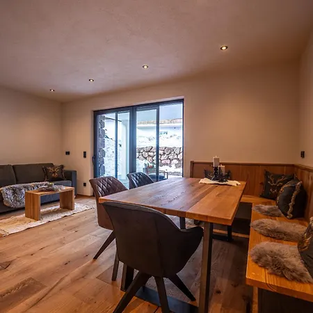 Holiday home Alprocks Alvaresort