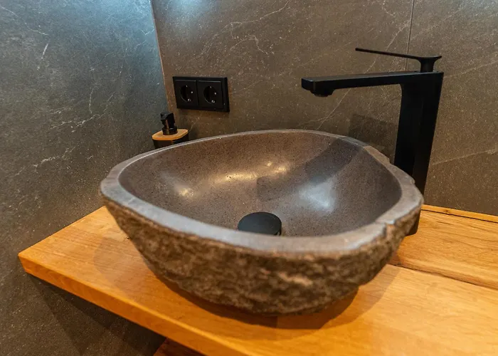 Дом отдыха Alprocks Alvaresort *