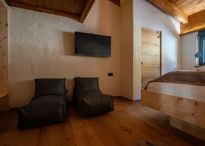 Alprocks Alvaresort *