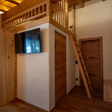 Alprocks Alvaresort *