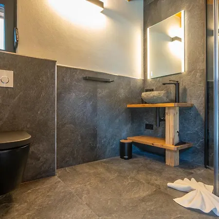Alprocks Alvaresort Vakantiehuis *